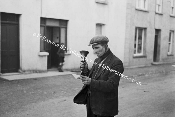 TOWN CRIER WITH BELL